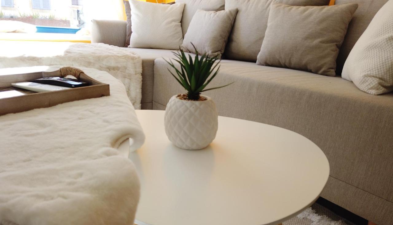Chill Home : Appartement Cocooning Avec Jacuzzi Grandson Zewnętrze zdjęcie